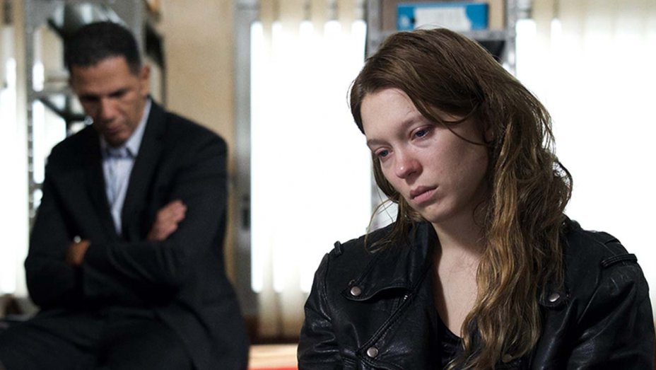 “Roubaix, una luce nell’ombra” accesa da Dickens e dalla compassione