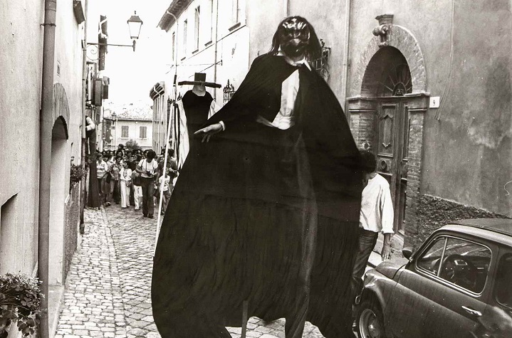 La scena e l'archivio. 