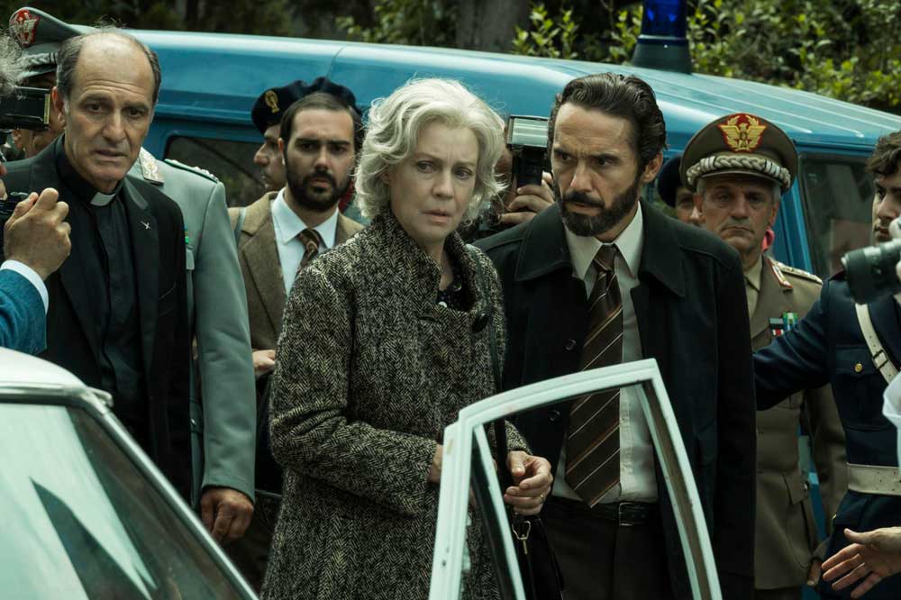 Le stanze della tragedia storica - “Esterno notte – parte II” e lo spettatore testimone